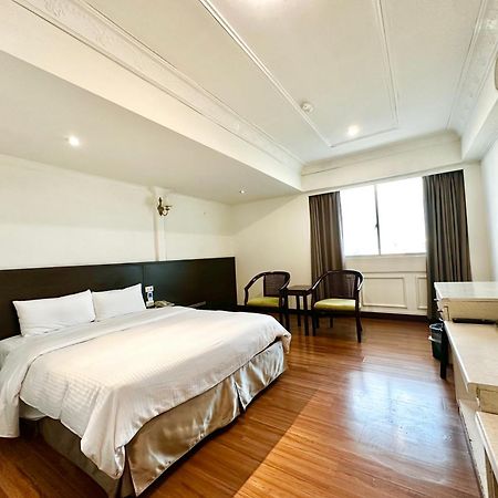 Taitung Bali Suites Hotel מראה חיצוני תמונה