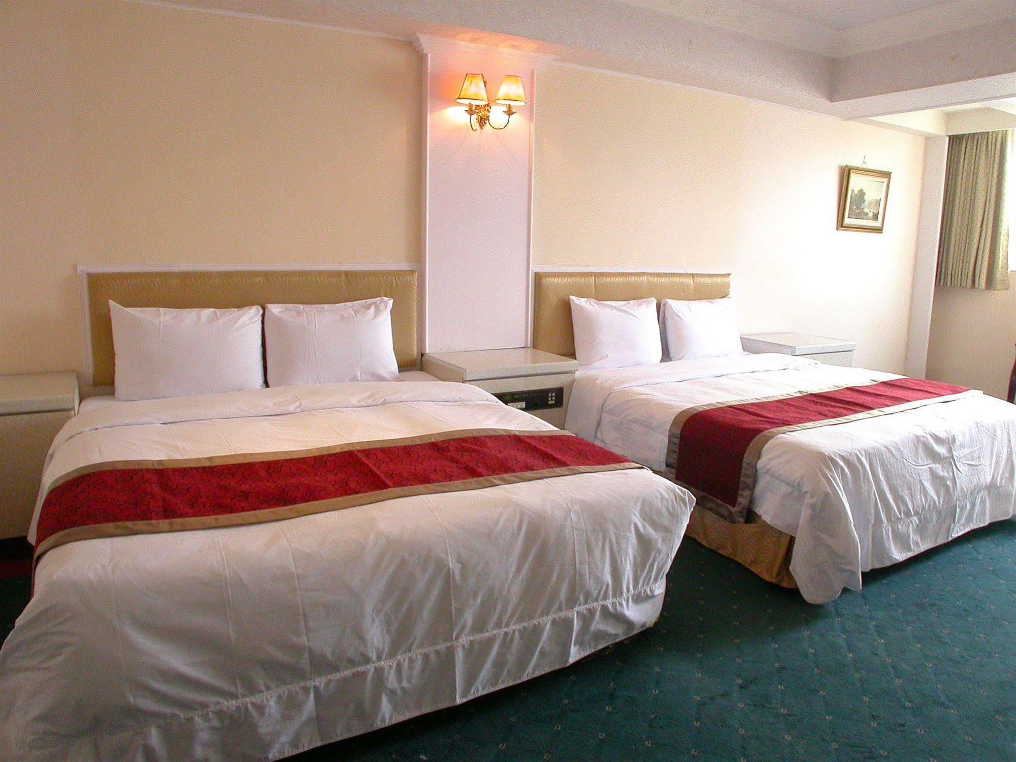 Taitung Bali Suites Hotel מראה חיצוני תמונה