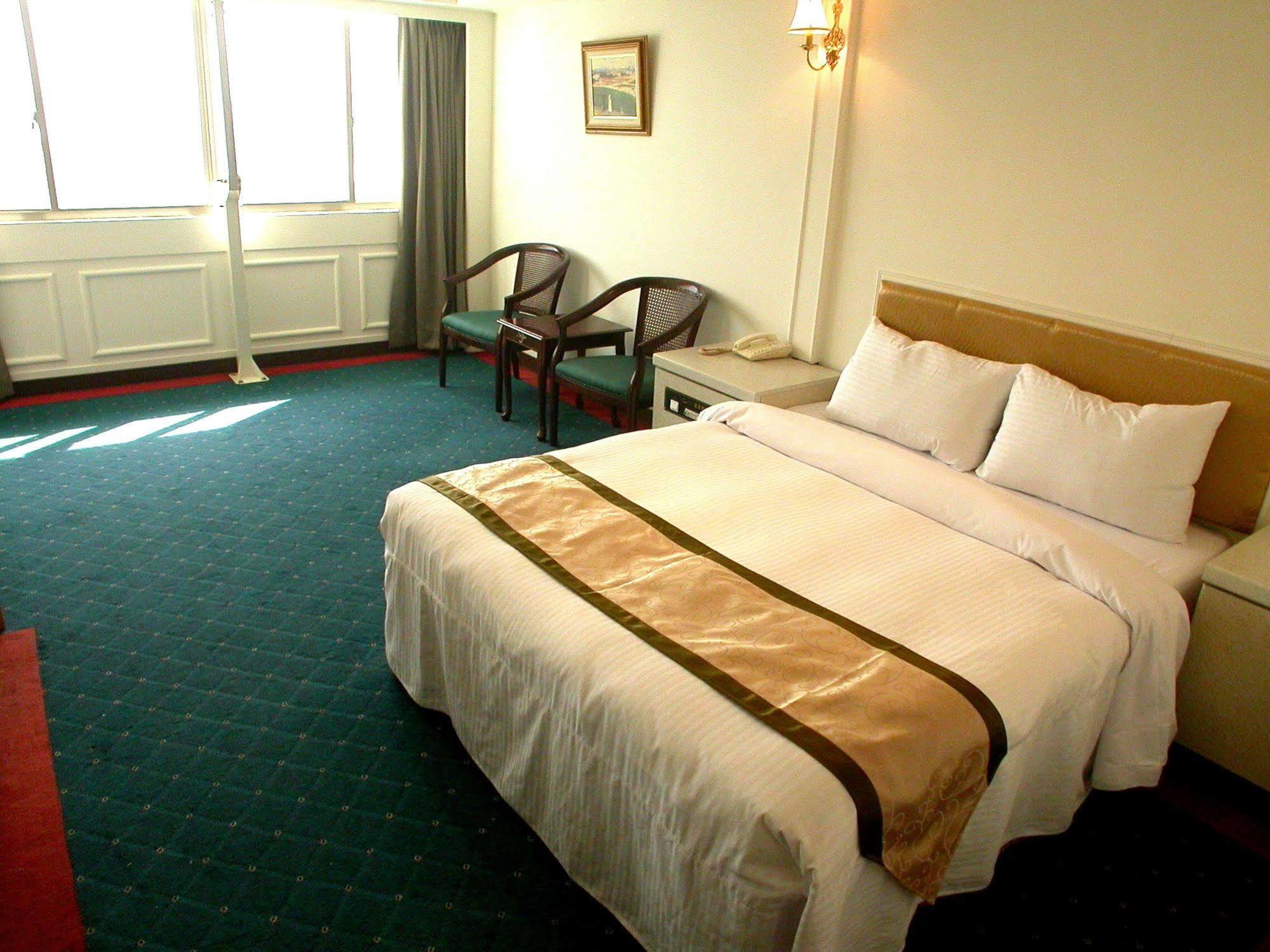 Taitung Bali Suites Hotel מראה חיצוני תמונה