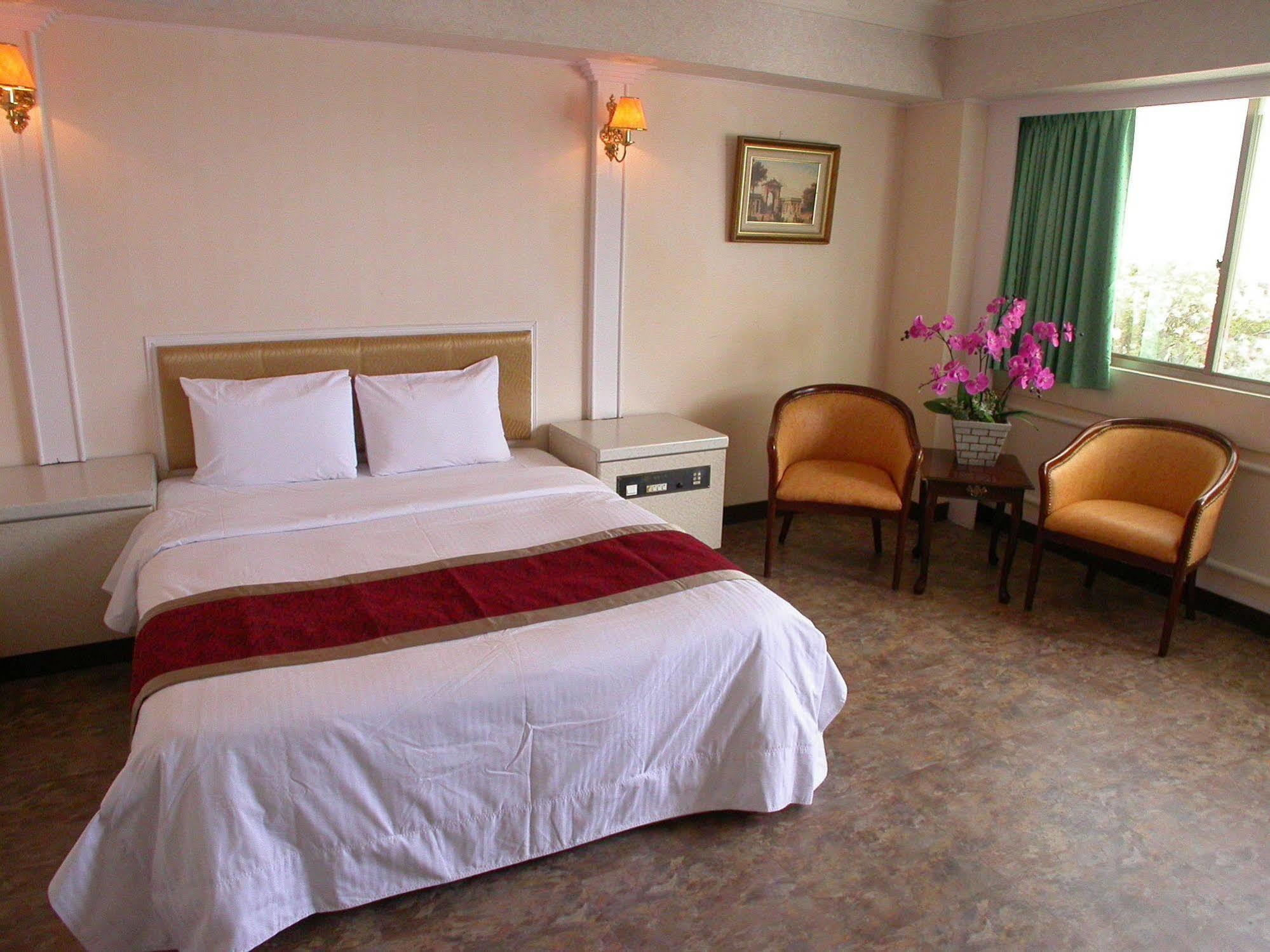 Taitung Bali Suites Hotel מראה חיצוני תמונה