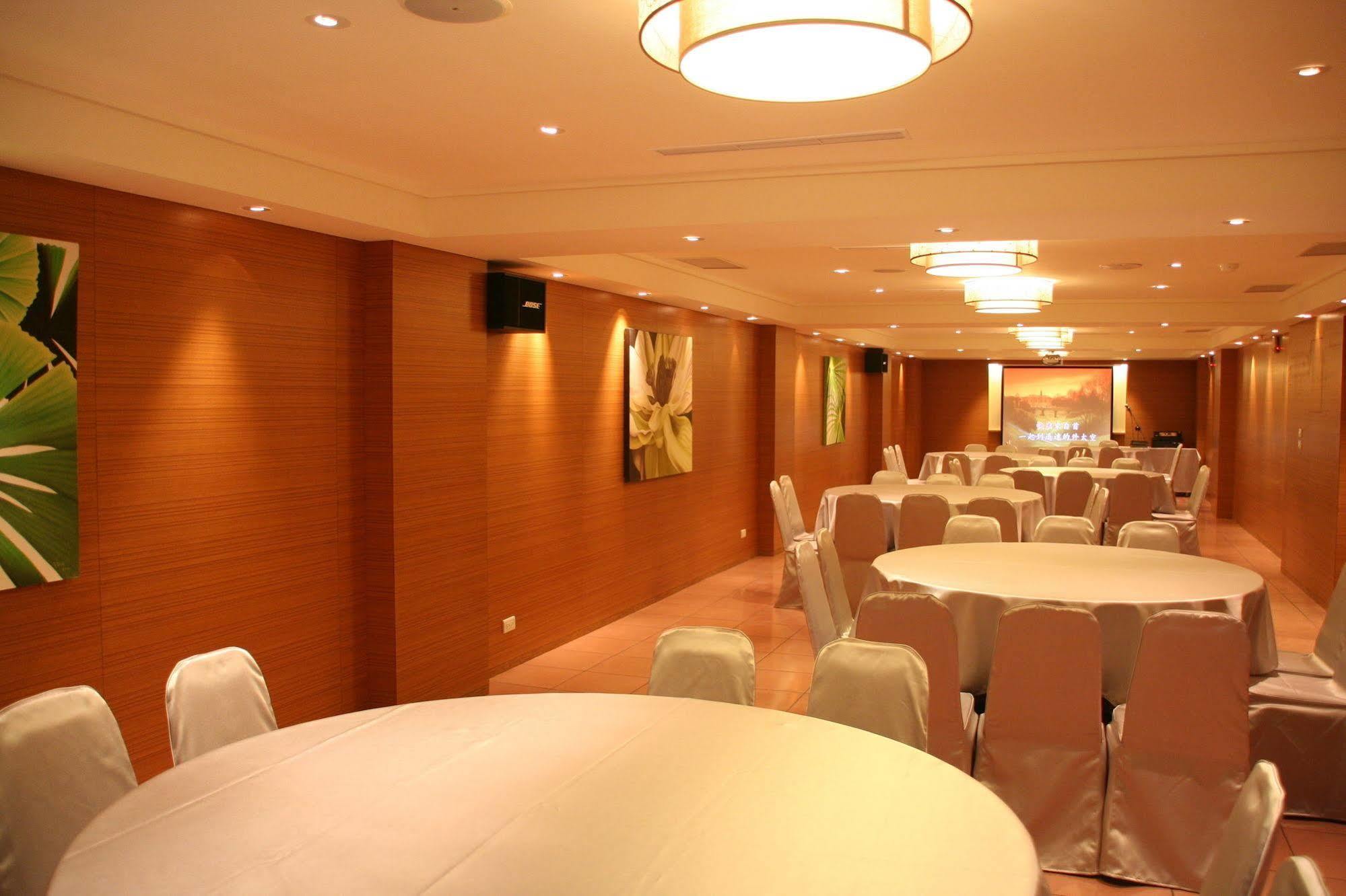 Taitung Bali Suites Hotel מראה חיצוני תמונה